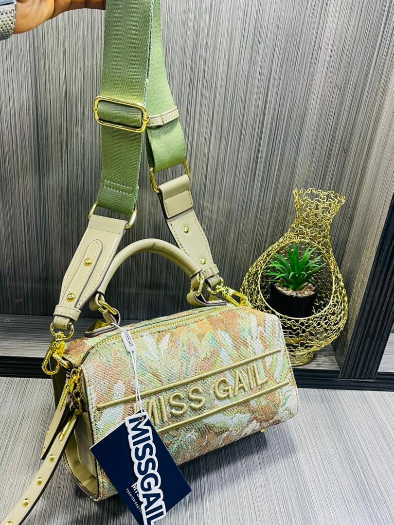 Miss Gail Crossbody Bag 💚🤍